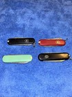 Set of 4 Knives 3 VTG Victorinox Swiss Army Keychain Knives 1 ISC German — photo 2