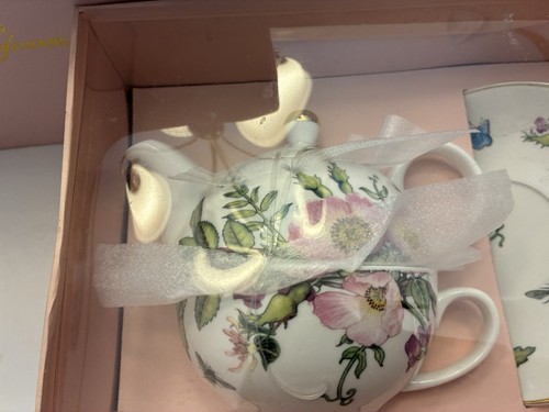 Grace Teaware Hollyhock Pink White Tea for One Set Grace's Cup Saucer Nib - Picture 9 of 15