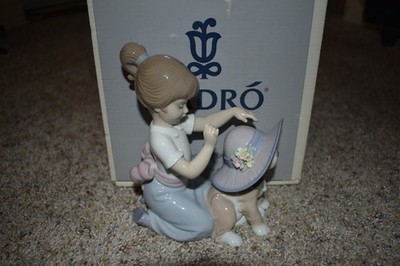 LLadro Figurine An Elegant Touch #6862 With Box Excellent