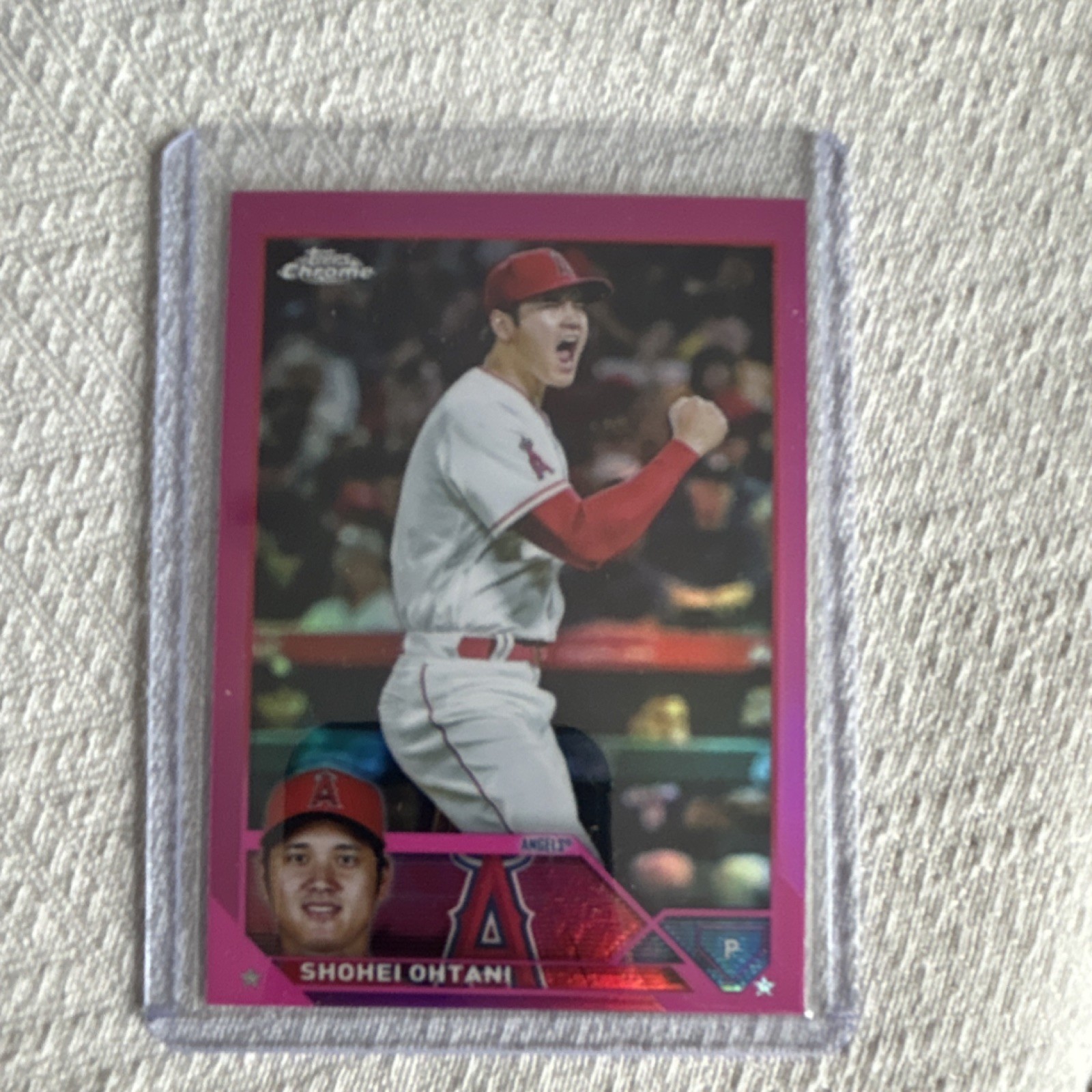 Topps 2023 Chrome Shohei Ohtani #17 Pink Refractor Los Angeles Angels