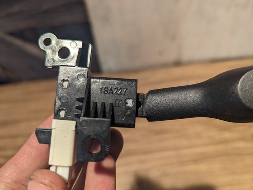 05-07 TOYOTA AVALON CRUISE CONTROL SENSOR AND STICK 88210-41010 - Picture 2 of 3