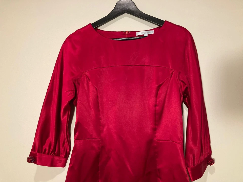 Vestido de noche Fiori di Zucca para mujer 100 % seda talla 6 rojo, botones con joyas Foto 2 de 4