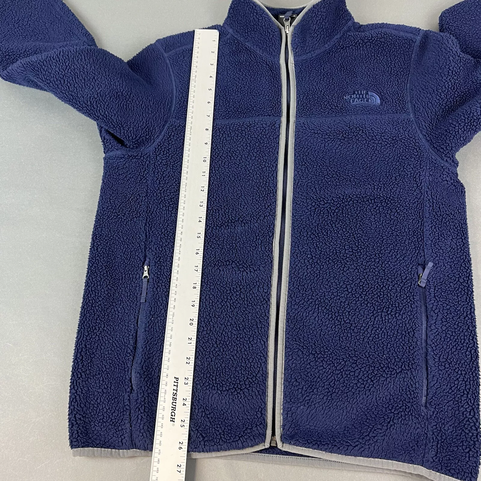 north-face fleece full zip sweater pockets jacket