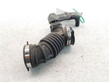 09-14 Nissan Cube Air Intake Tube To Throttle Body