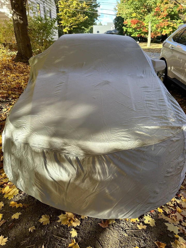 Cubierta satinada interior Chevy Camaro 2016 con logotipo. Usado 1 Temporada por COVERKING Foto 2 de 4