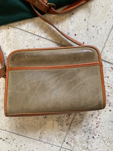 Borsa a tracolla vintage anni 90 Timberland marrone scamosciato pelle nabuk secchiello - Foto 3 di 7