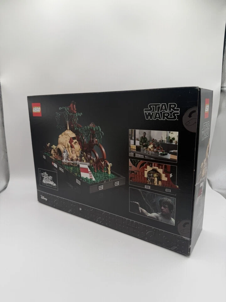 LEGO Star Wars: Dagobah Jedi Training Diorama (75330) New Sealed in Box - Image 4 of 4