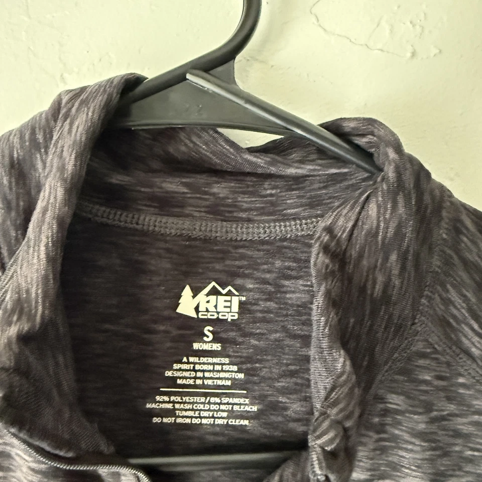 Pullover cooperativo REI para mujer pequeño negro gris manga larga 1/4 cremallera elástico atlético Foto 4 de 4