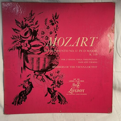 MOZART: Divertimento: No 17 in D Major K334 LLP 235 London Records