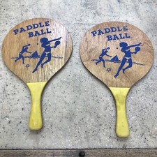 Beach Scene Paddle Ball Vintage Wood Raquets - Set Of 2 - Nice Fast Shipping