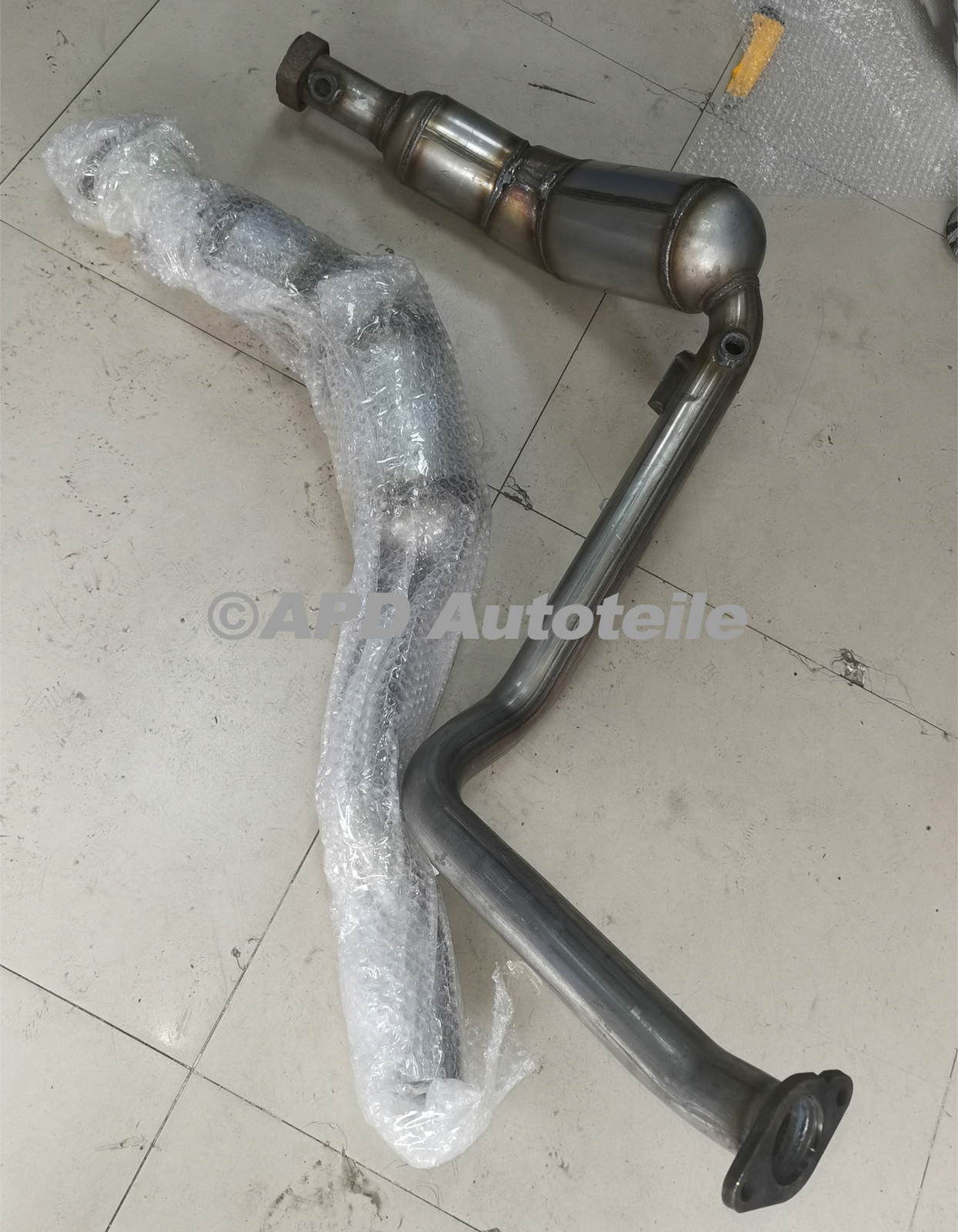 2x Catalytic Converter for Land Rover LR3 Range Rover Sport WCD502470