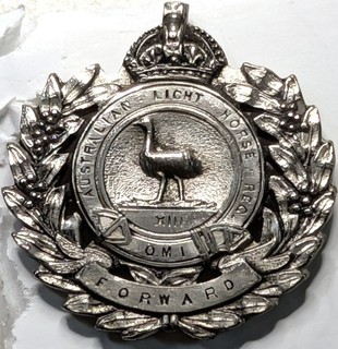 Scarce WW1 Australian 13th Light Horse Regiment QMI uniform collar badge