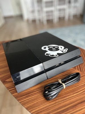 Sony Playstation 4 PS4 500 GB CUH-1004A (Gebraucht)