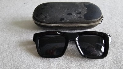Next Sonnenbrille schwarzes Gestell polarisiert.