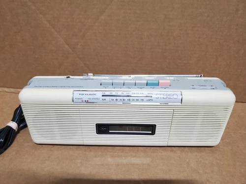 Vintage REALISTIC AM/FM Stereo Tape Player boombox SCR-34 14-752A off white
