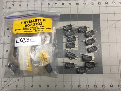 LOT OF 32- V7-6B19E9-022 Switch SPDT 11A 125V Chassis Mount - (LXC3C)