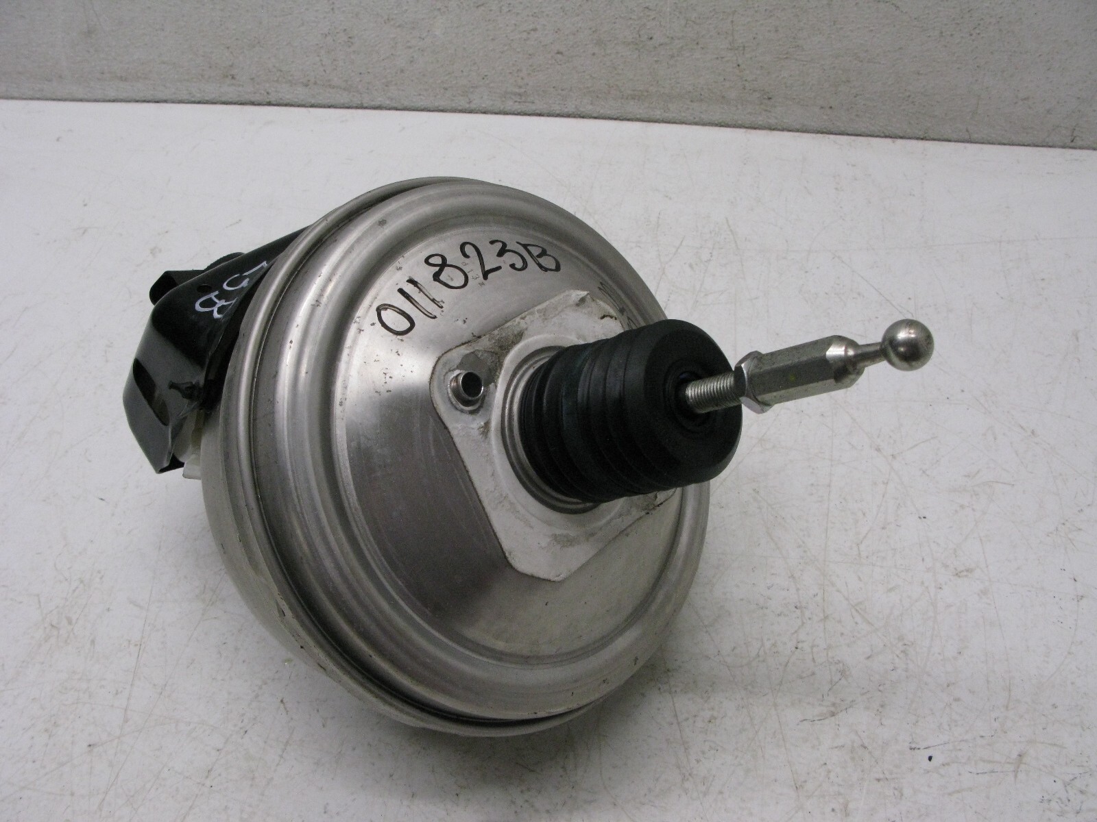 1217 AUDI C7 A6 S5 A4 A5 A7 TRW POWER BRAKE BOOSTER SERVO CYLINDER OEM