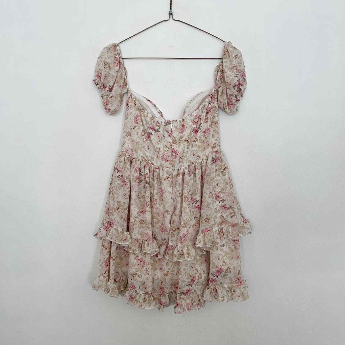 pink cider dress NEW Cider Dress Womens XS Pink Floral Print Ruffle Layered Puff Sleeve Mini