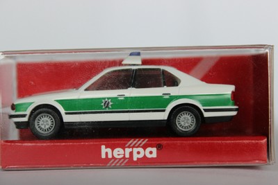 Herpa Nr BMW 5er Limousine 041997-1:87 E34 /"Polizei Bayern/"