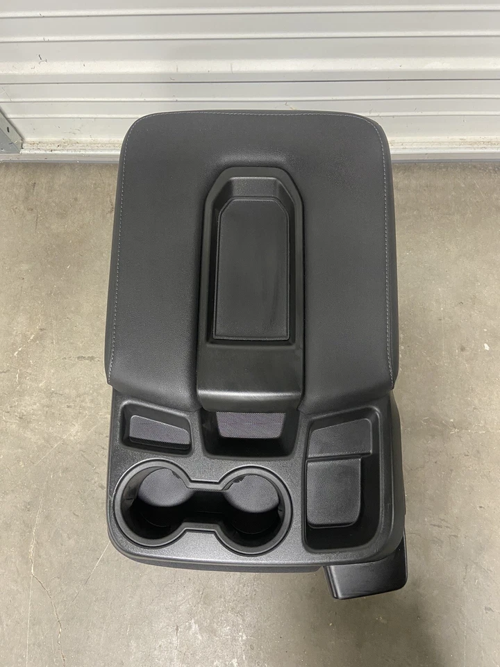 Chevrolet Silverado GMC Sierra Tahoe 2019-2025 consola central asiento de salto almacenamiento Foto 4 de 4