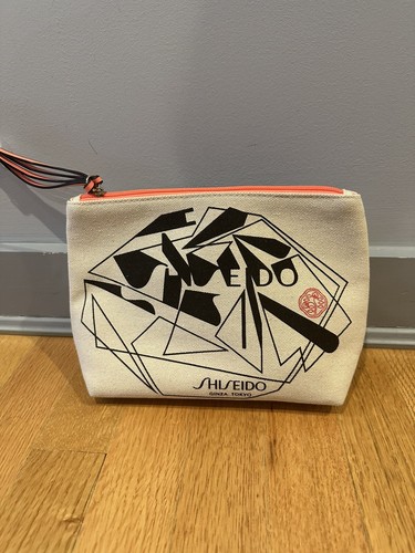 Shiseido Canvas Makeup Bag With Beauty Products - Picture 5 of 6
