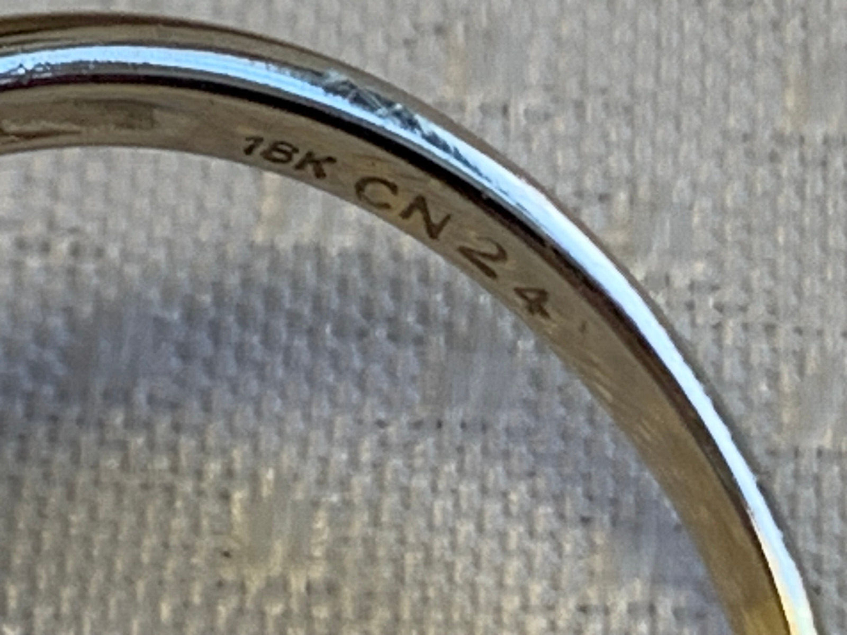 18K White Gold Diamond Ring 6.73g Fine Jewelry Sz 8 Band 18K White Gold Diamond Ring 6.73g Fine Jewelry Sz 8 Band
