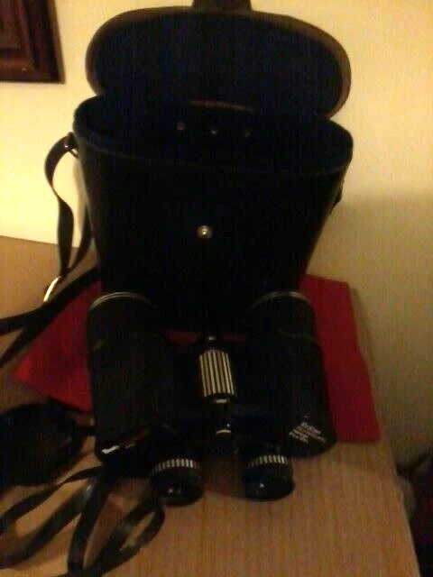 BINOCULARS ,Boots Admiral 111  10 X 50mm  97m At 1000m Coated Optics  With Case - Image 3 of 4