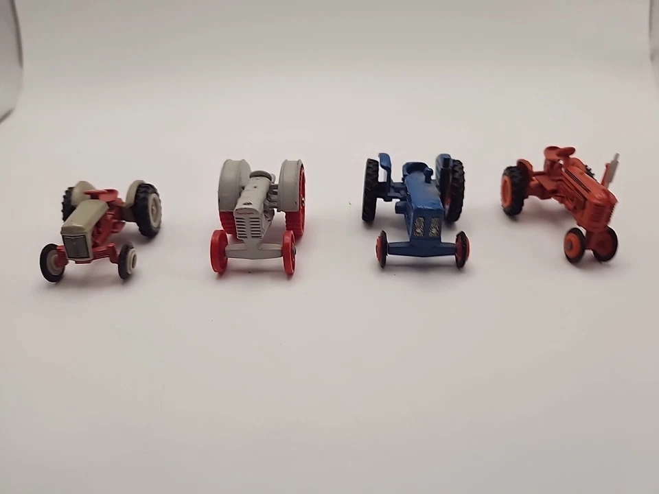 Tractor John Deere Modelo A 1934 Ertl 1:16 de colección, Ford 640, toma 1 o ambos Foto 2 de 2