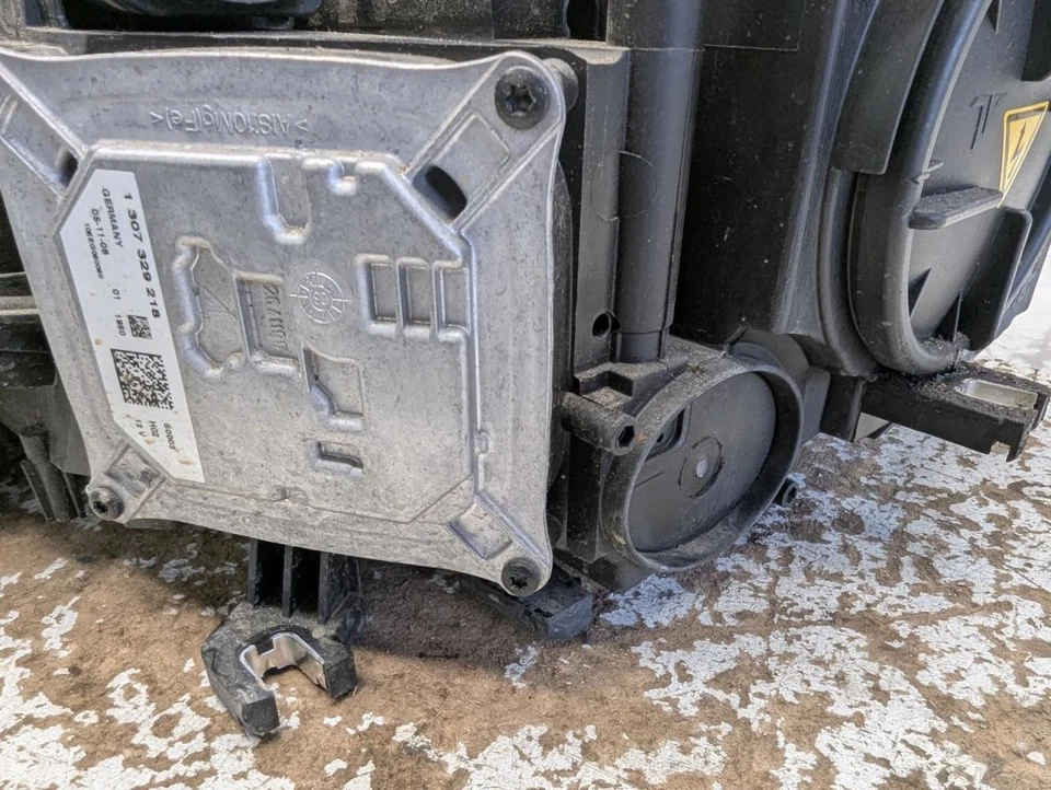 Faro pasajero sedán xenón HID autoajustable para 09-12 AUDI A4 790417 Foto 3 de 4