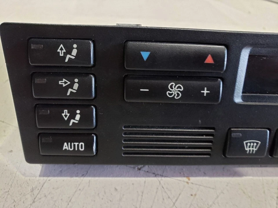 Control de temperatura climático - BMW 740I E38 1995 Euro Spec automático - OEM Foto 2 de 4
