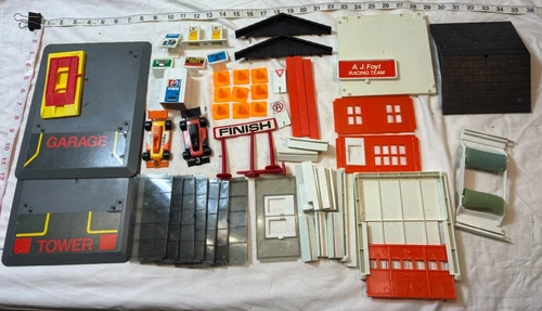 WOW Vintage 1980 Tonka A.J. Foyt Indy Builders Playset #5043