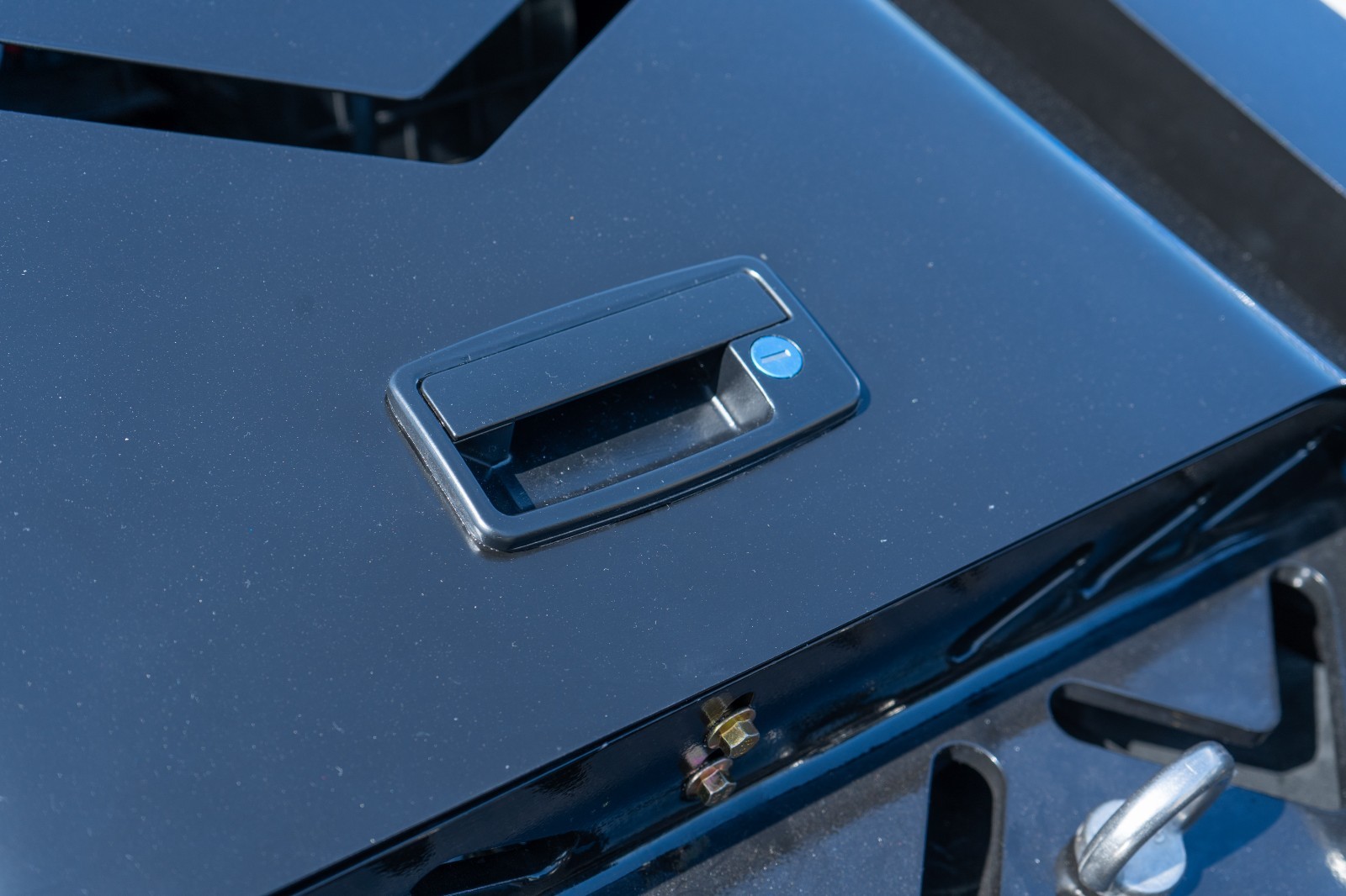 3040lbs TYPHON STOMP X1300 25HP Kubota D1105 EPA Diesel Mini Skid Steer Loader