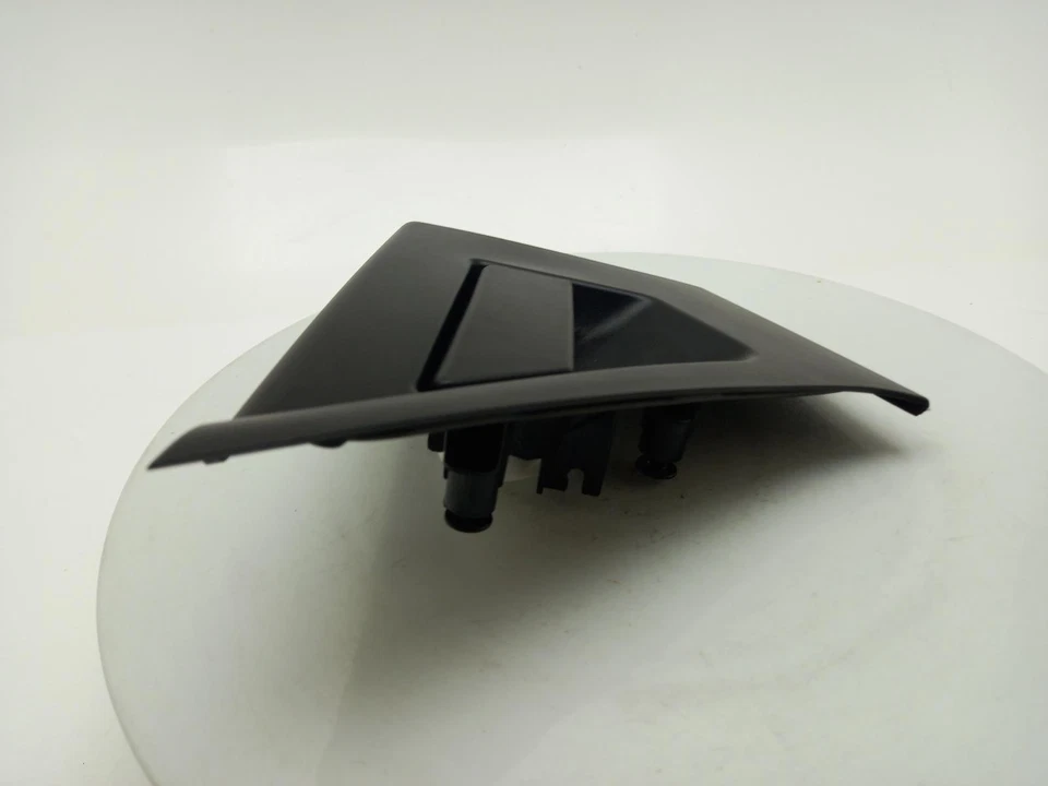 Manija de puerta trasera izquierda Nissan Micra 2016-2022 Foto 2 de 4