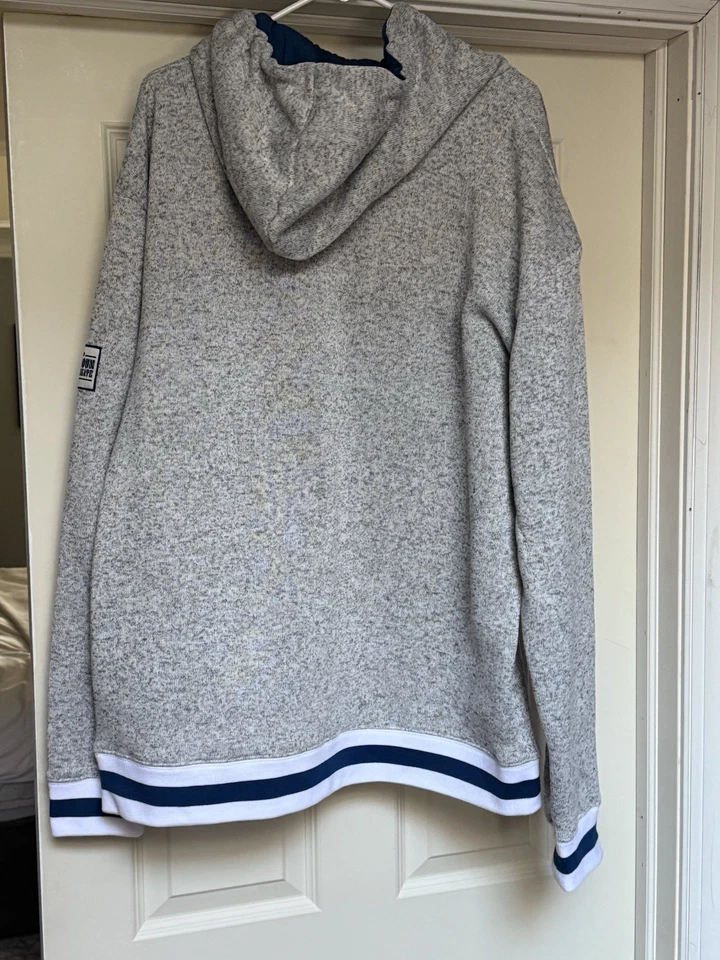 NHL Surf & Skate New York Islanders "Muskoka Style" Striped Hoodie - Image 3 of 3