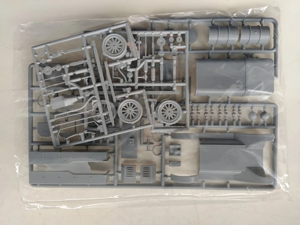 Ford T Truck ,1:35-RPM 35016(spedizione tracciata) - Immagine 2 di 3