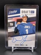 2019 Prestige Daniel Jones Draft Day Signatures RC Auto #DDS-DJO Giants