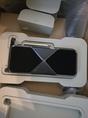 NVIDIA GeForce RTX 5070 Founders Edition FE Graphics Card 12GB