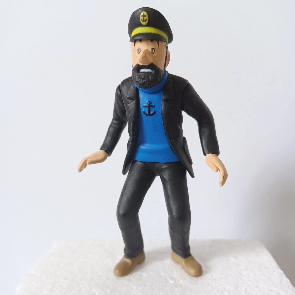 Figurine Tintin, Capitaine Haddock et sa pipe. - VILLERS COLLECTIONS