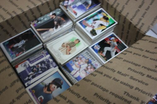 2500 to 3500 Mixed Sports Card Lot AUTOs/ RCs/JERSEY/NUMBERED Nice MIX - Picture 1 of 12