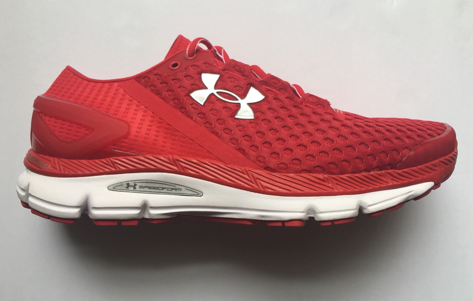 under armour running shoes red