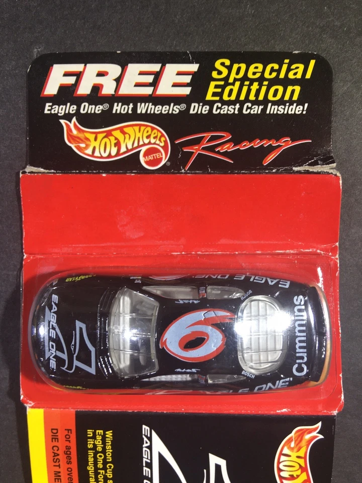 NASCAR Mark Martin Hot Wheels Eagle One Edición Especial No. 6 diecast car Foto 2 de 4