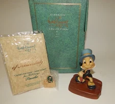 Disney Classics Figurine Pinocchio's Jiminy Cricket MIB with COA & Pin