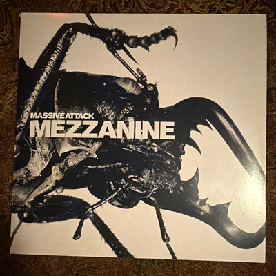 Massive Attack Mezzanine Virgin 12'' Black Vinyl LP 2013 UK