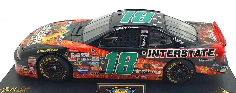 Revell 1/18 Scale Diecast V189803098-1 - NASCAR Pontiac Small Soldiers #18 1998 - Image 4 of 4