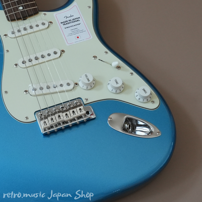 Fender Made in Japan Traditional 60s Stratocaster Rosewood Lake