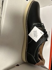 Deer stags size 13 Wide Width New-Oakland Black Vega