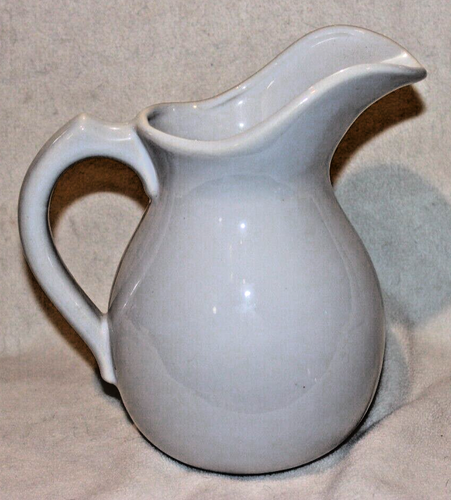 VTG McCoy Pottery #7527 Cottage Core Strawberries Large Ceramic Pitcher - Picture 3 of 5
