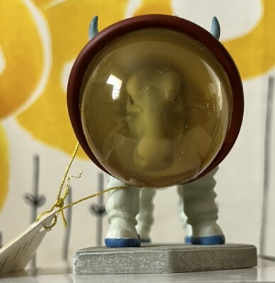 Cow Parade “Mooooonwalk” #9120 Cow Figurine RARE Retired In Box