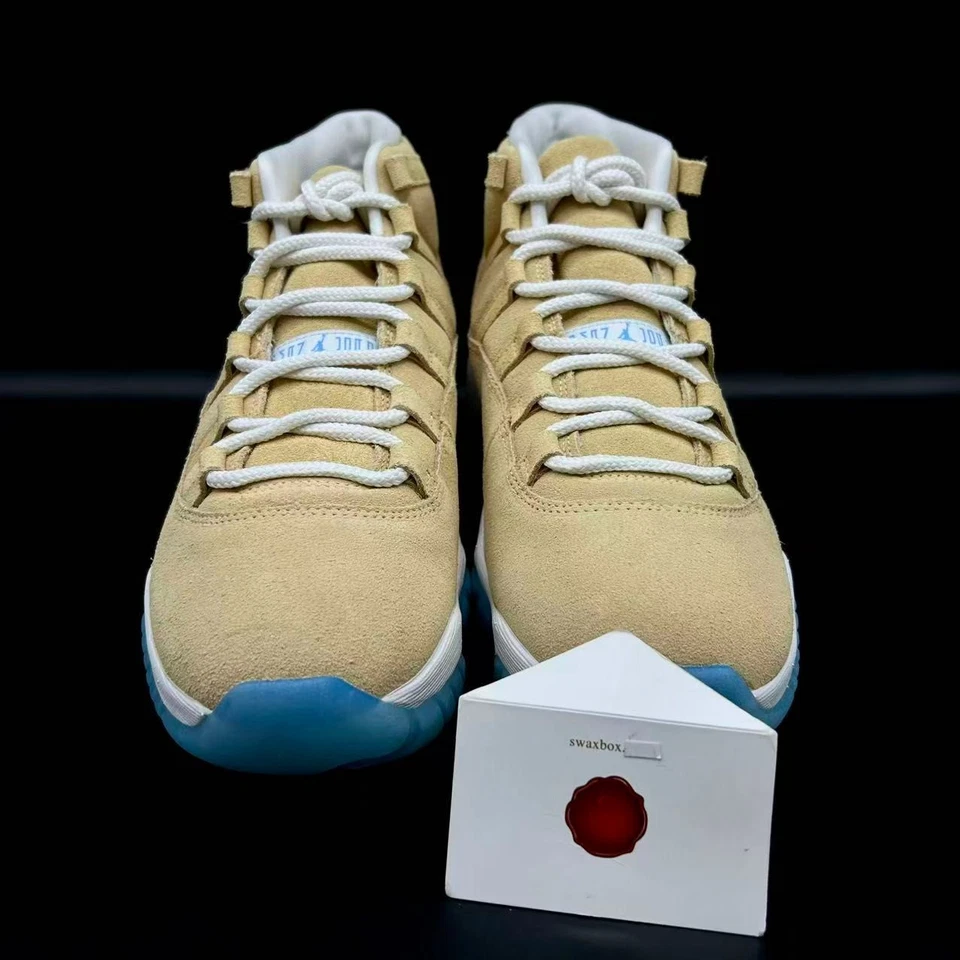 Air Jordan 11 H-Town IO8960-707 - Image 3 of 4