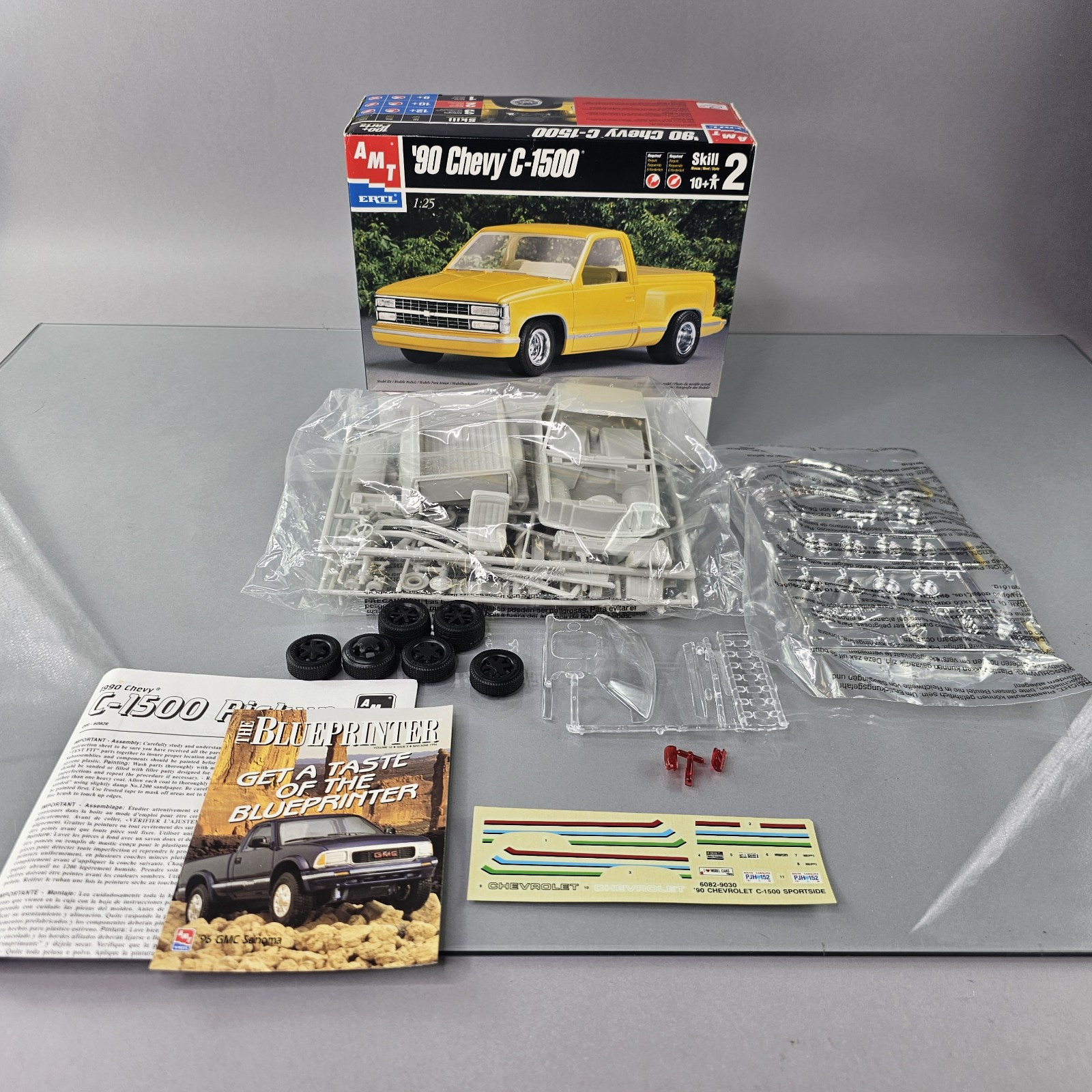 AMT ERTL 1990 Chevy C-1500 Pickup Truck 1:25 Model Kit 6082 NEW